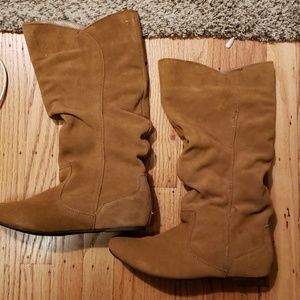 Brown slouch boots